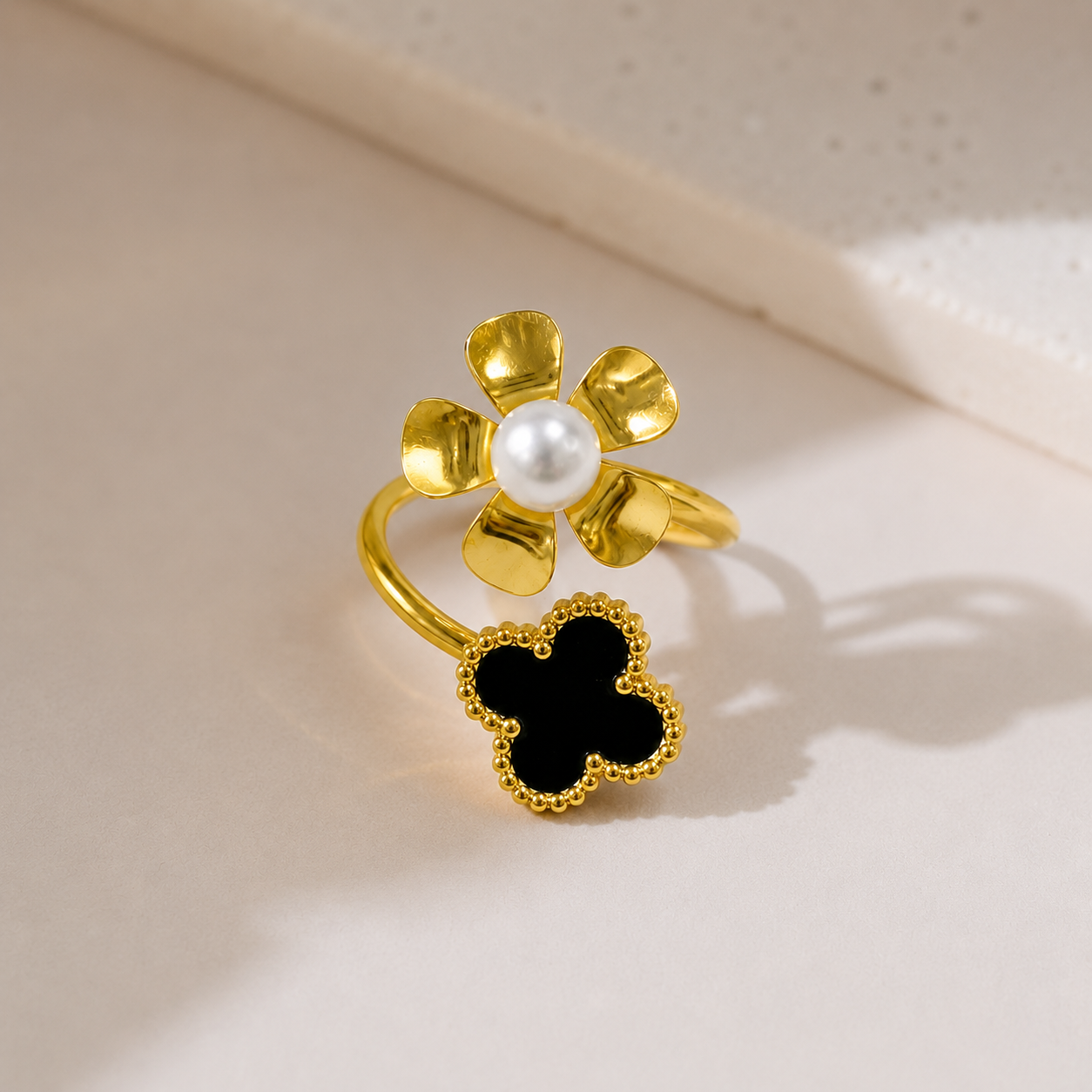 18K Gold Plated Pearl Bloom Clover Waterproof Ring