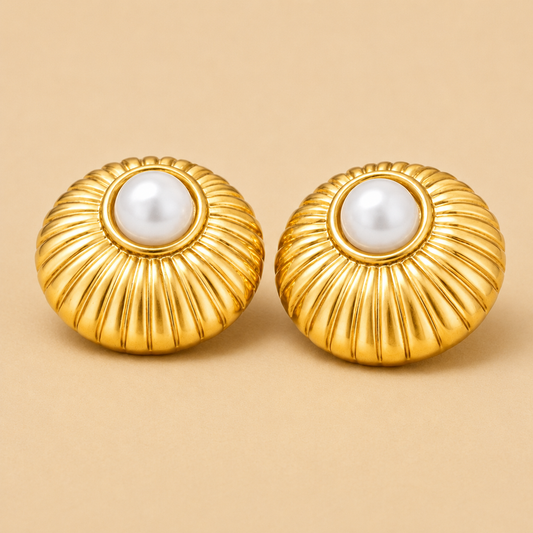 18K Gold Plated Vintage Shell Pearl Earrings