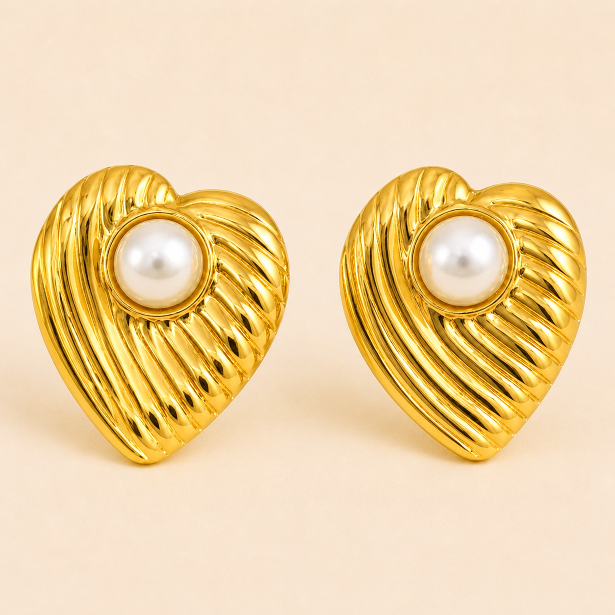 18K Gold Plated Heart Pearl Earring