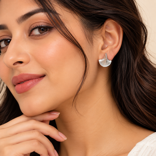 Celeste Curve Korean Earrings