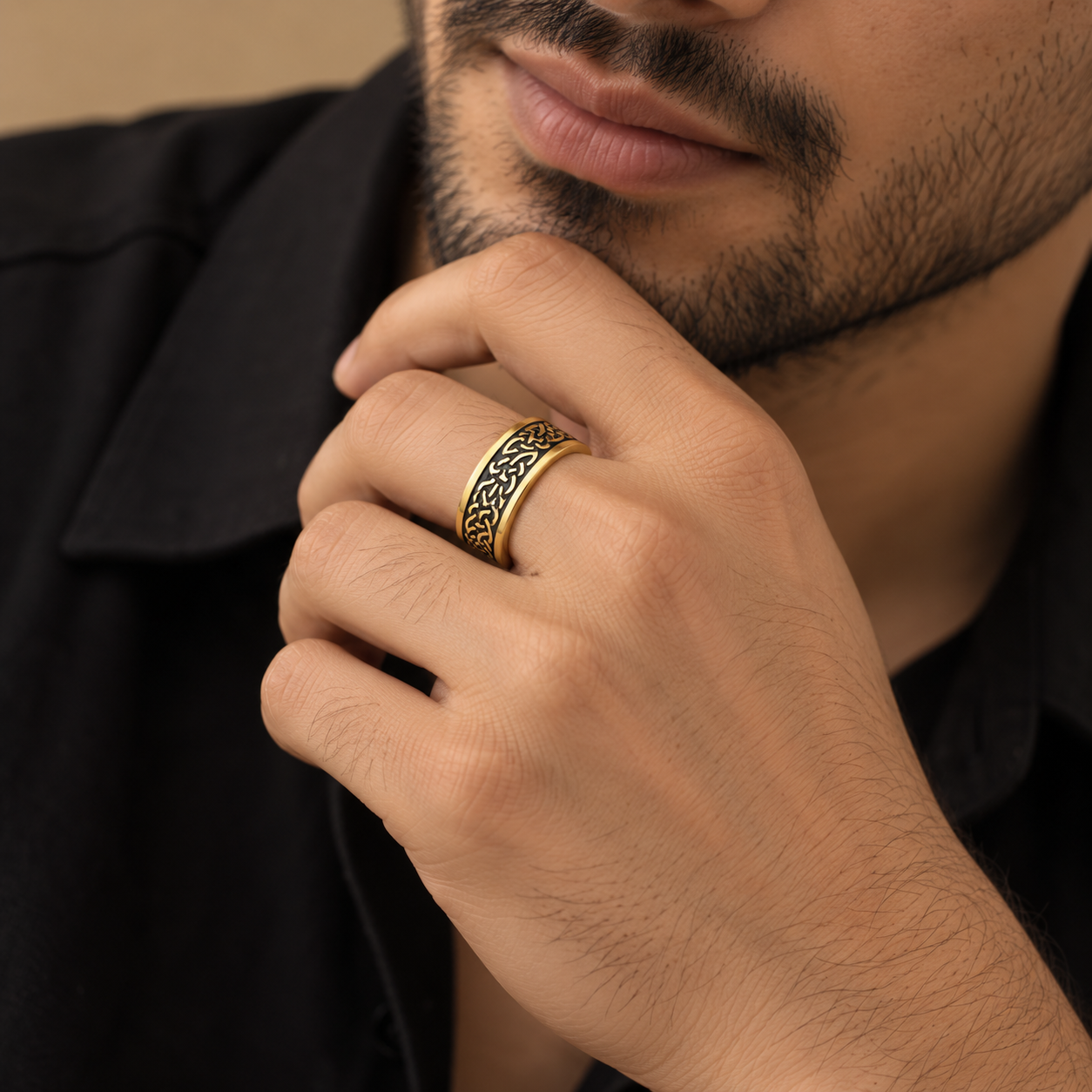 Men - Gold-Tone Black Wave Pattern Ring