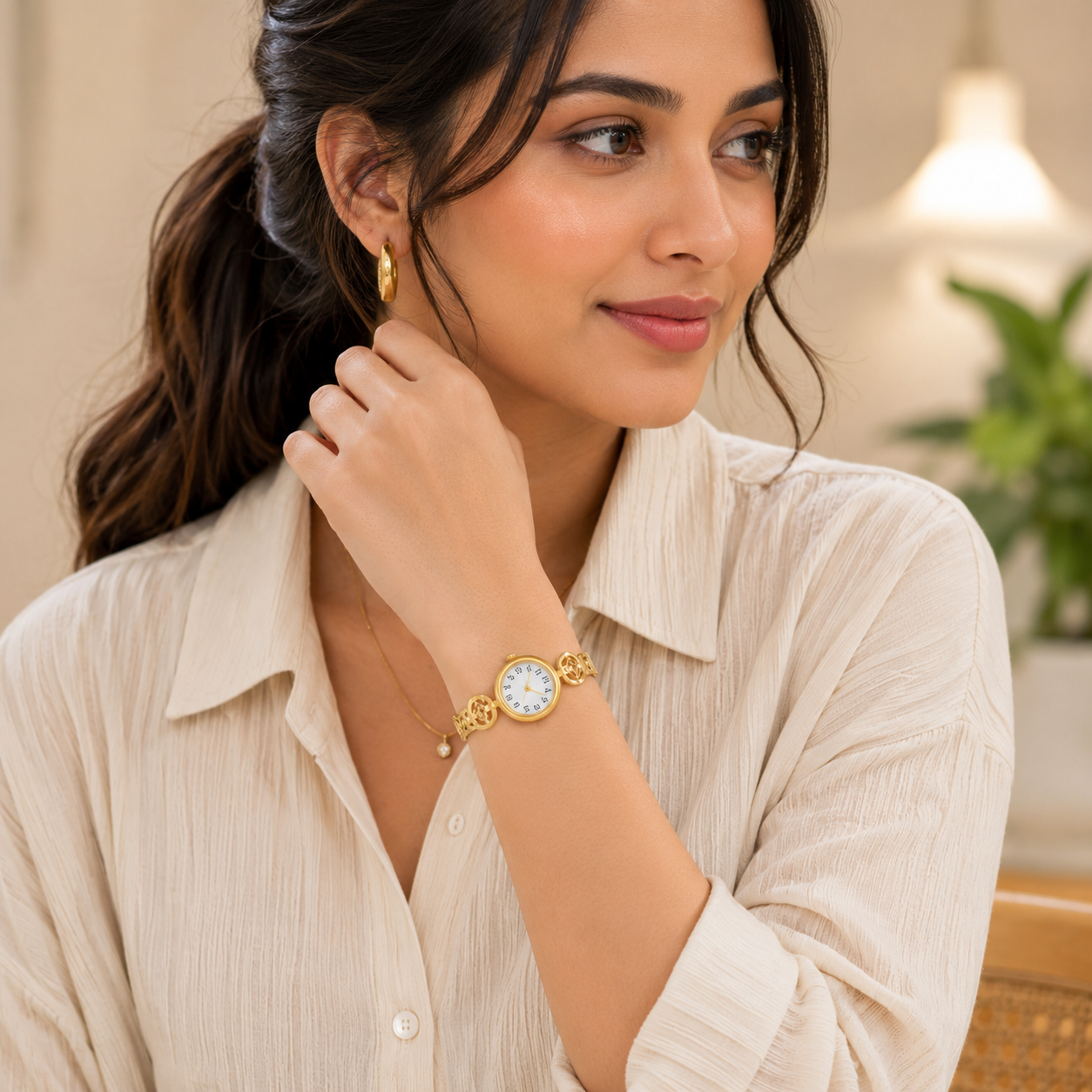 Golden Clover Bracelet Watch