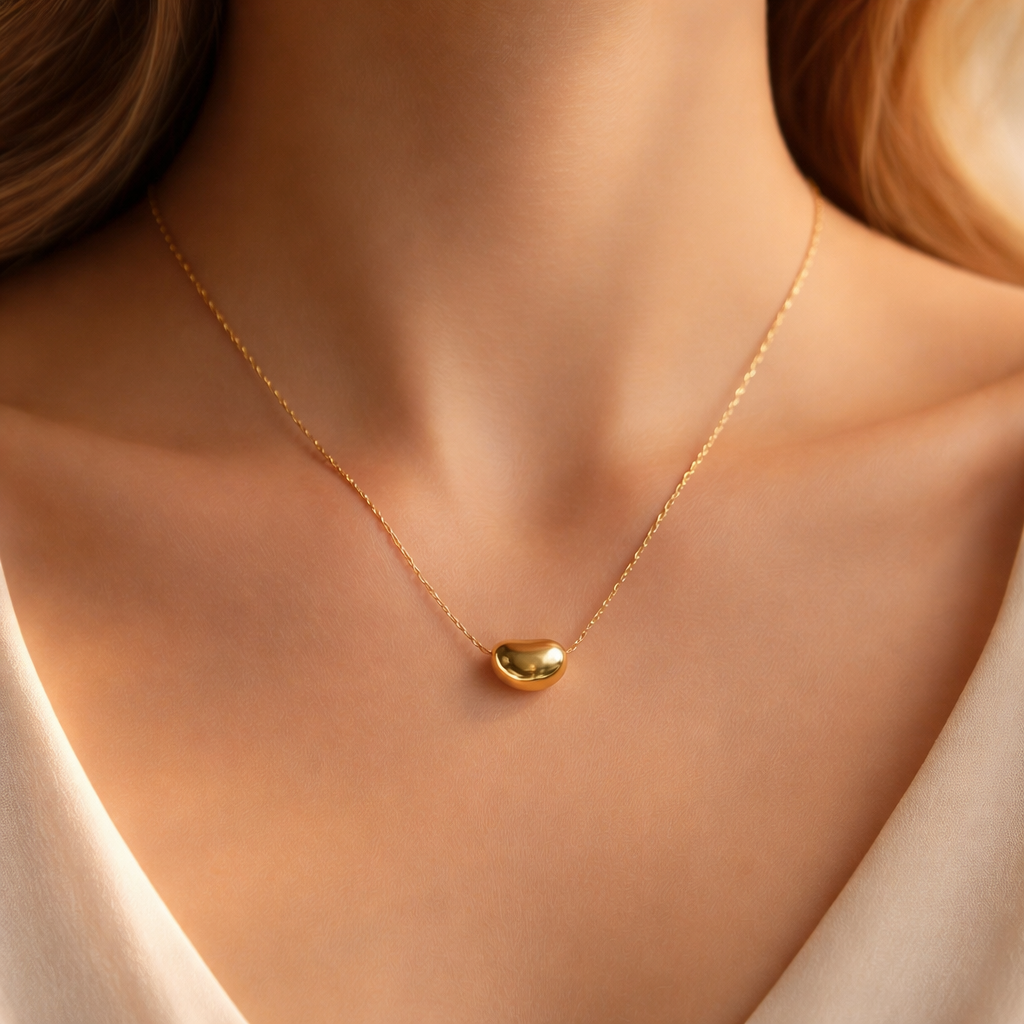 Korean Minimal Gold Pendant Necklace