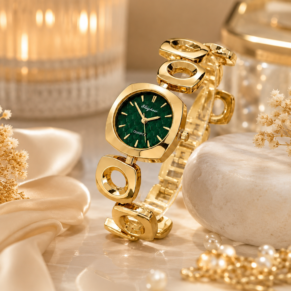 Royal Emerald Quartz Watch