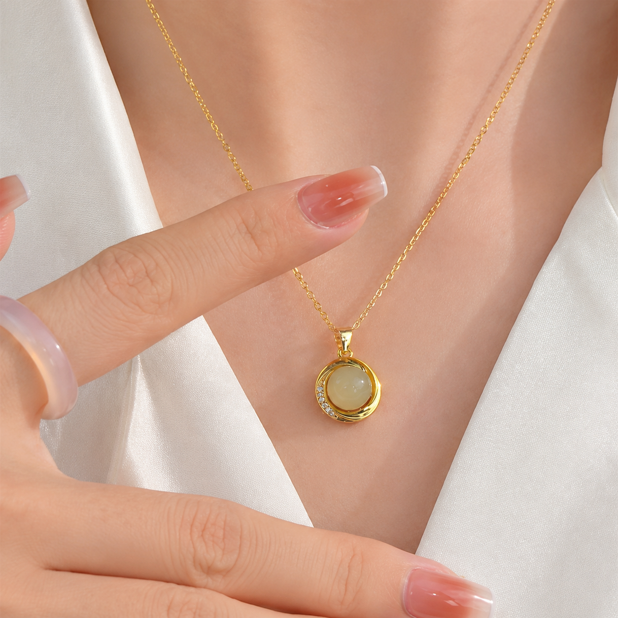 Light Luxury Clavicle Chain Necklace