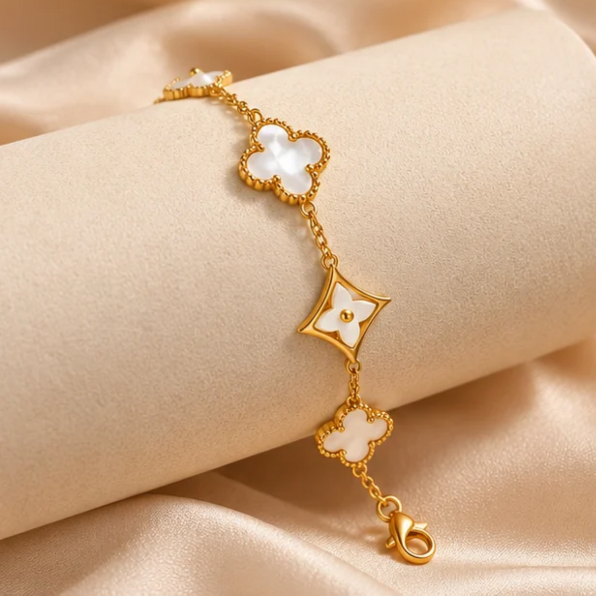 18K Gold Plated Mother of Pearl Clover Charm Bracelet