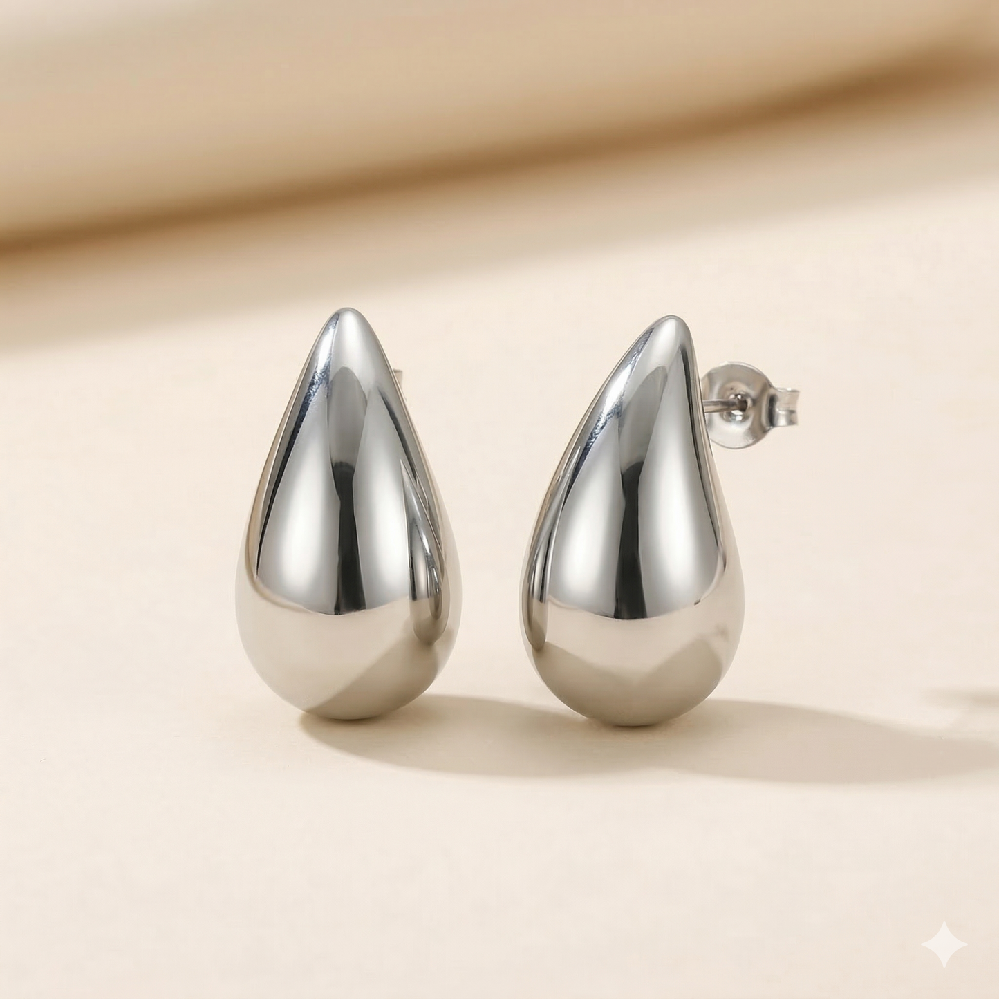 Silver Teardrop Stud Earring