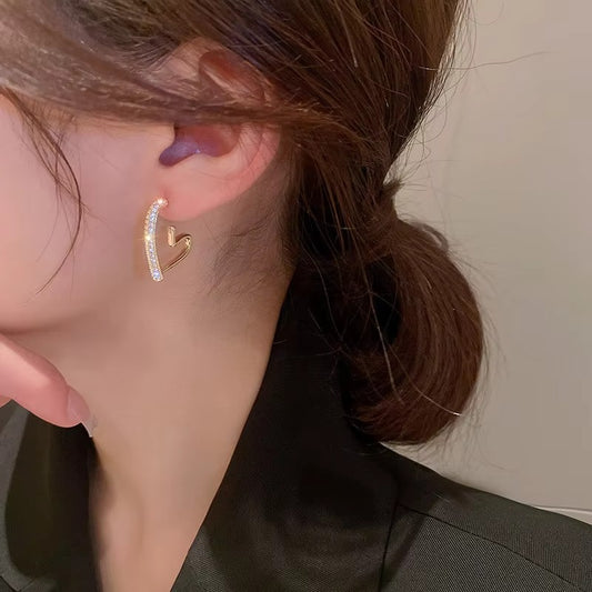 Luxury Crystal Heart Stud Earrings