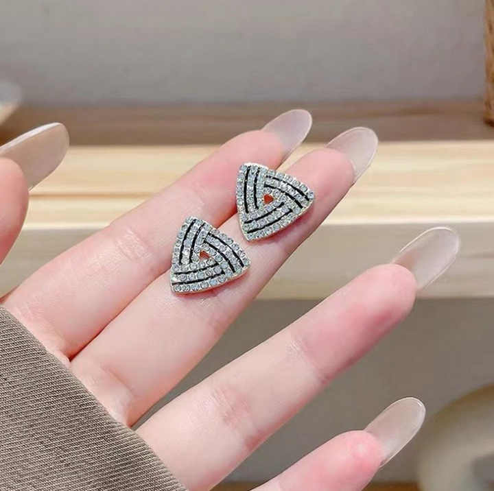 Black silver diamond Stud Earring