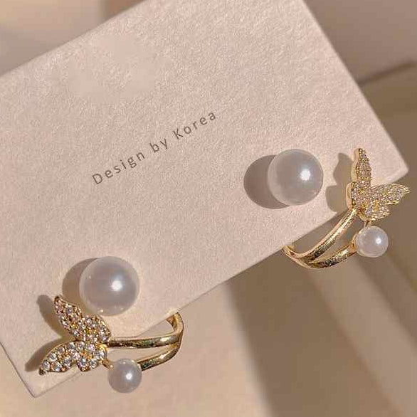 Butterfly Pearl Stud Earring