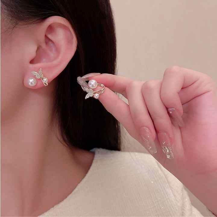 Butterfly Pearl Stud Earring