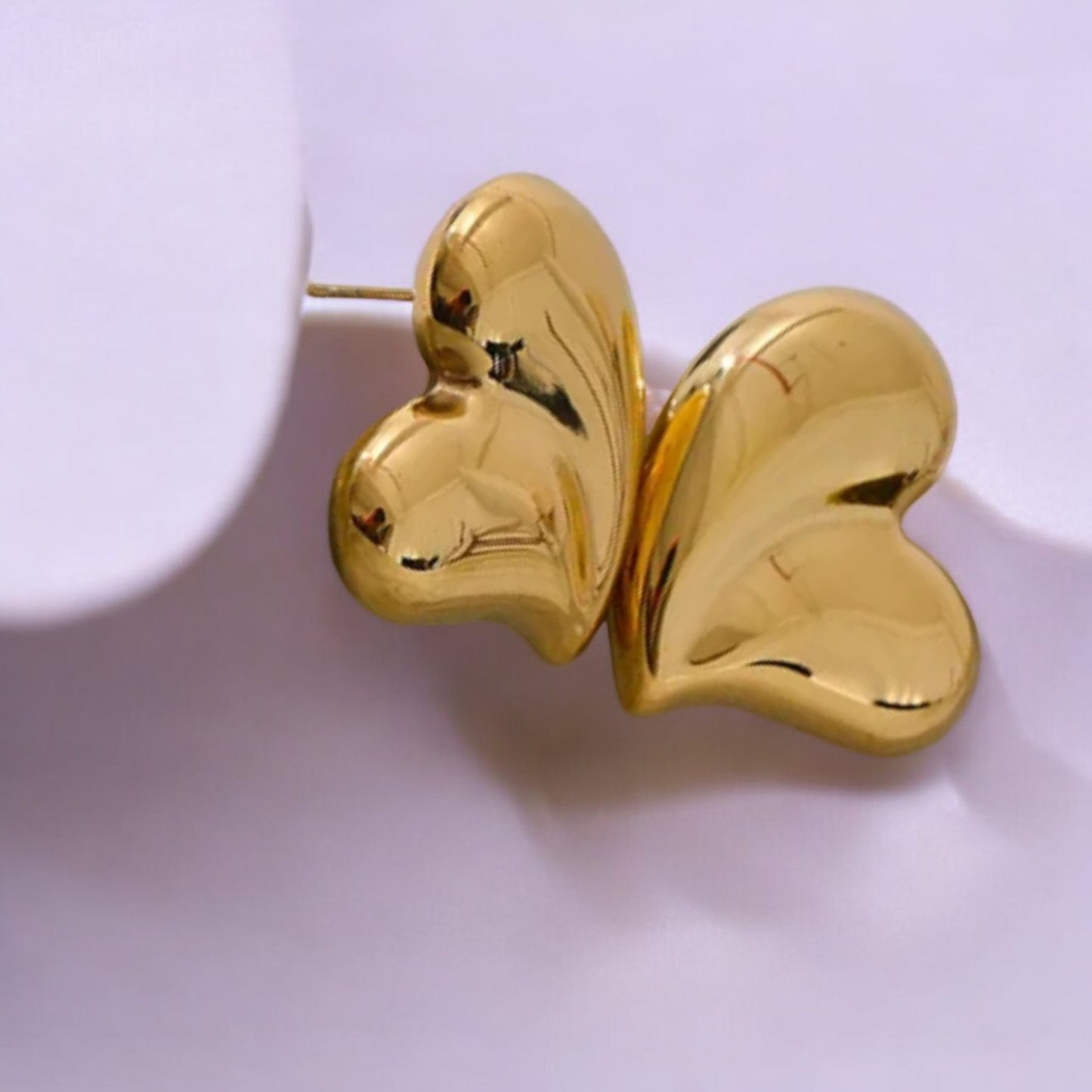 Melting Heart Golden Stud Earring