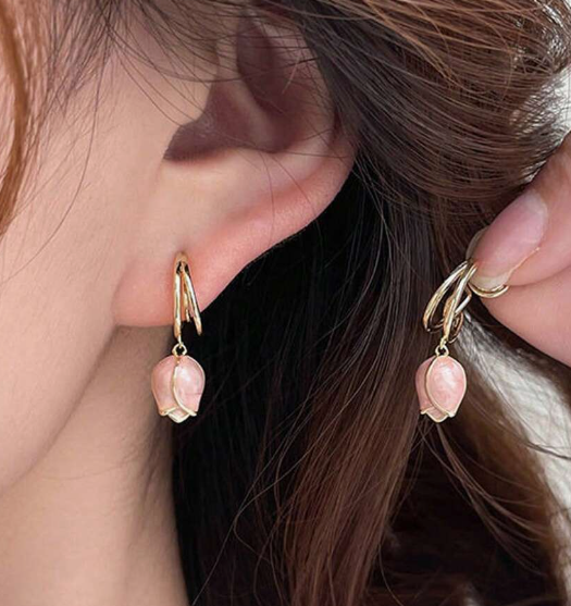 Tulip Drops Pink Earring