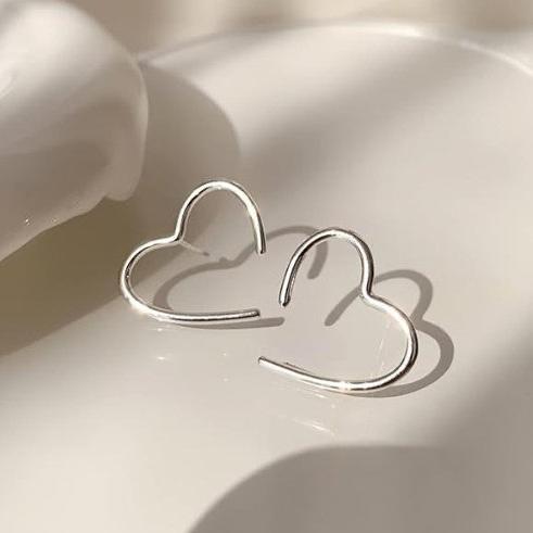 Silver Heart Stud Earring