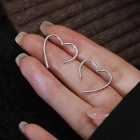Silver Heart Stud Earring