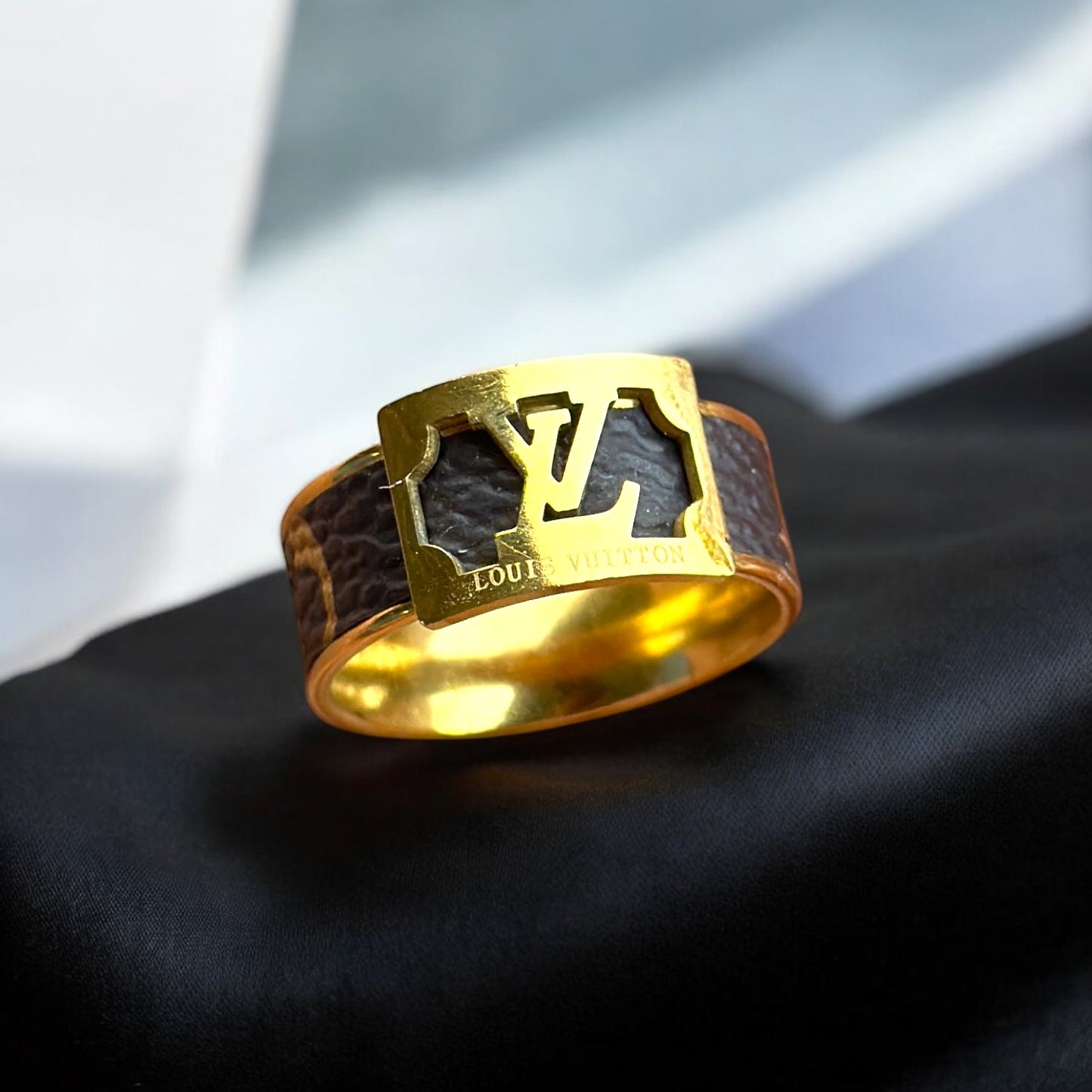 Black & Golden Ring