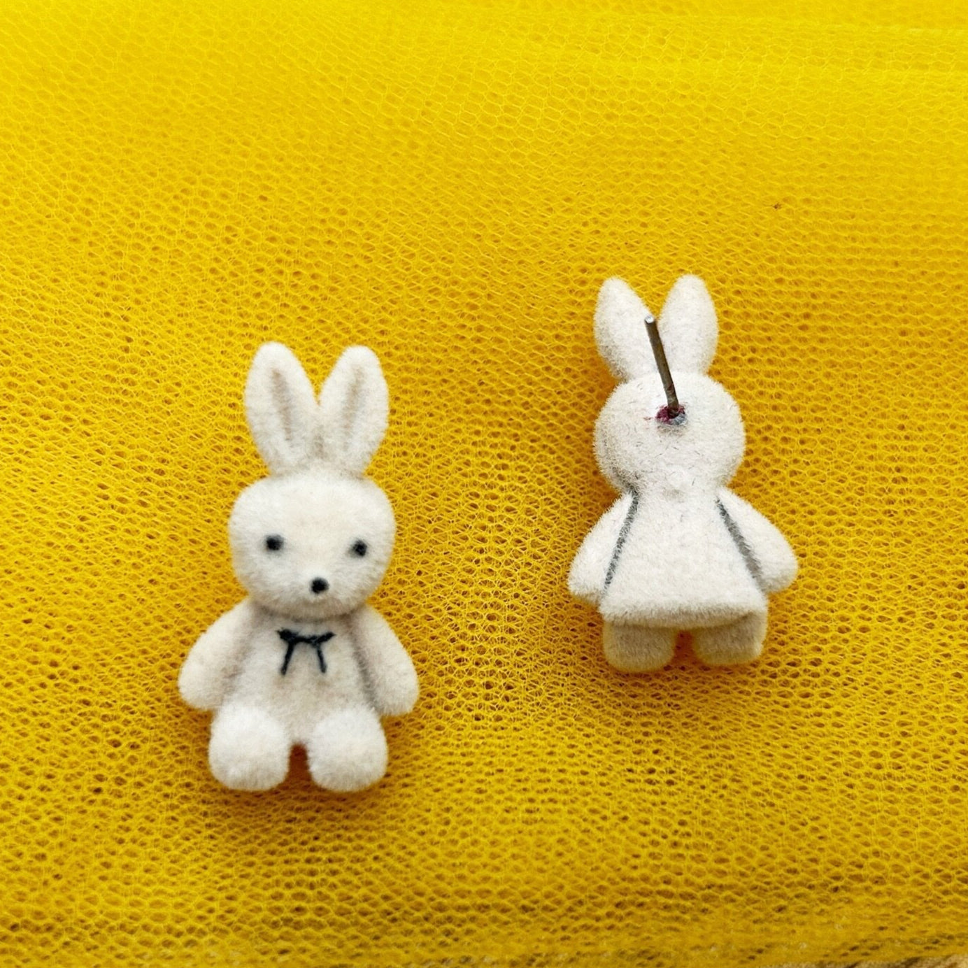 Biege Bunny Earring