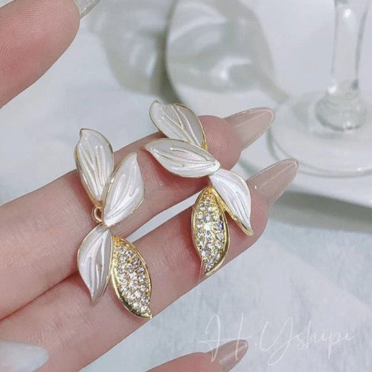 Korean Leaf Dangler Earring
