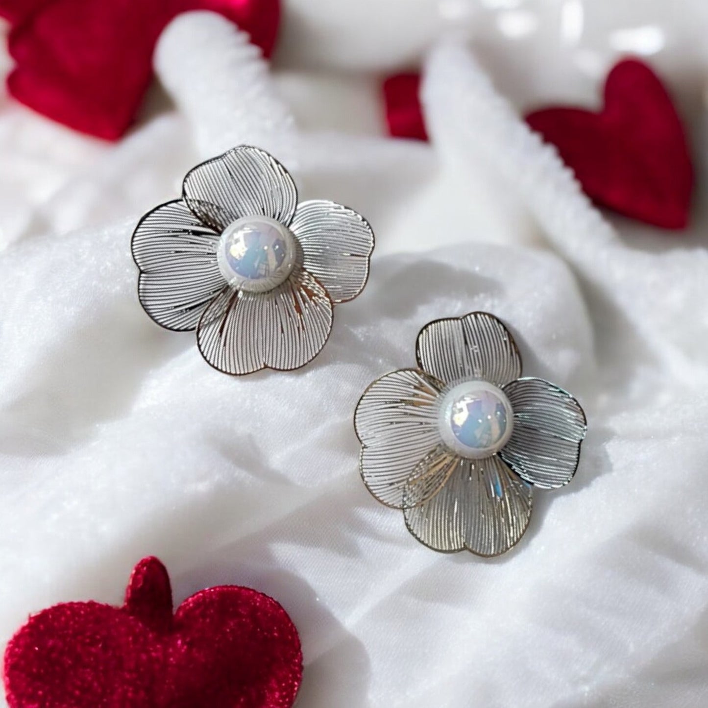 Silver Flower Pearl Earrings