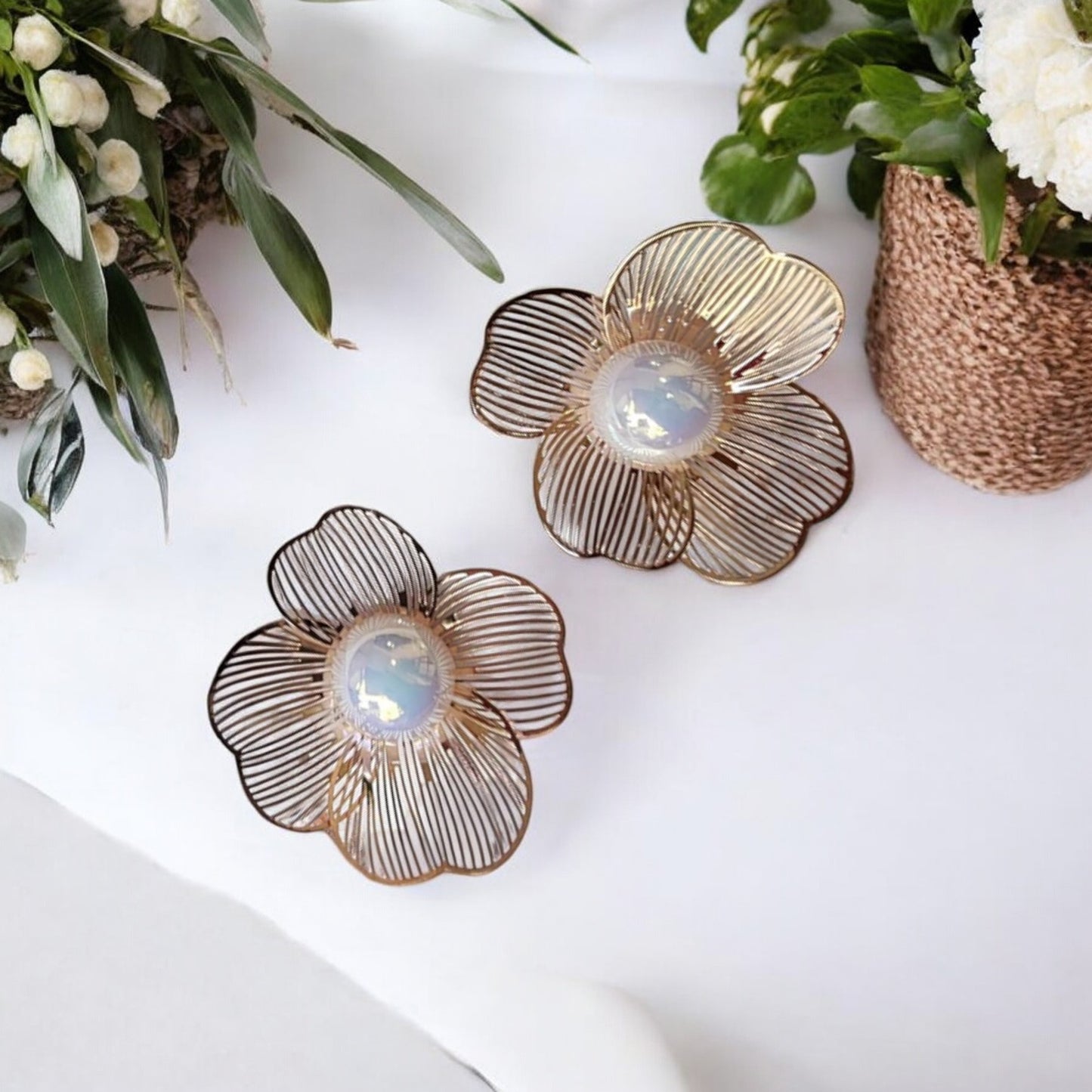 Rose Gold Flower Pearl Earrings