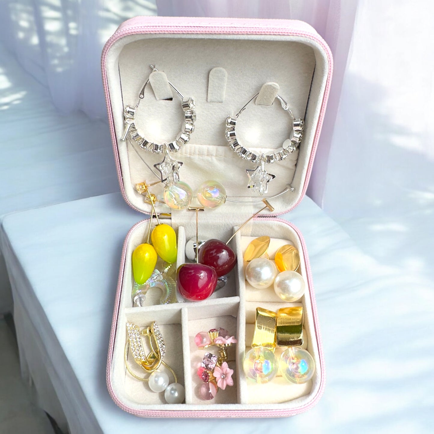 Star Hamper - 10 Earrings + Free Jewellery Organizer