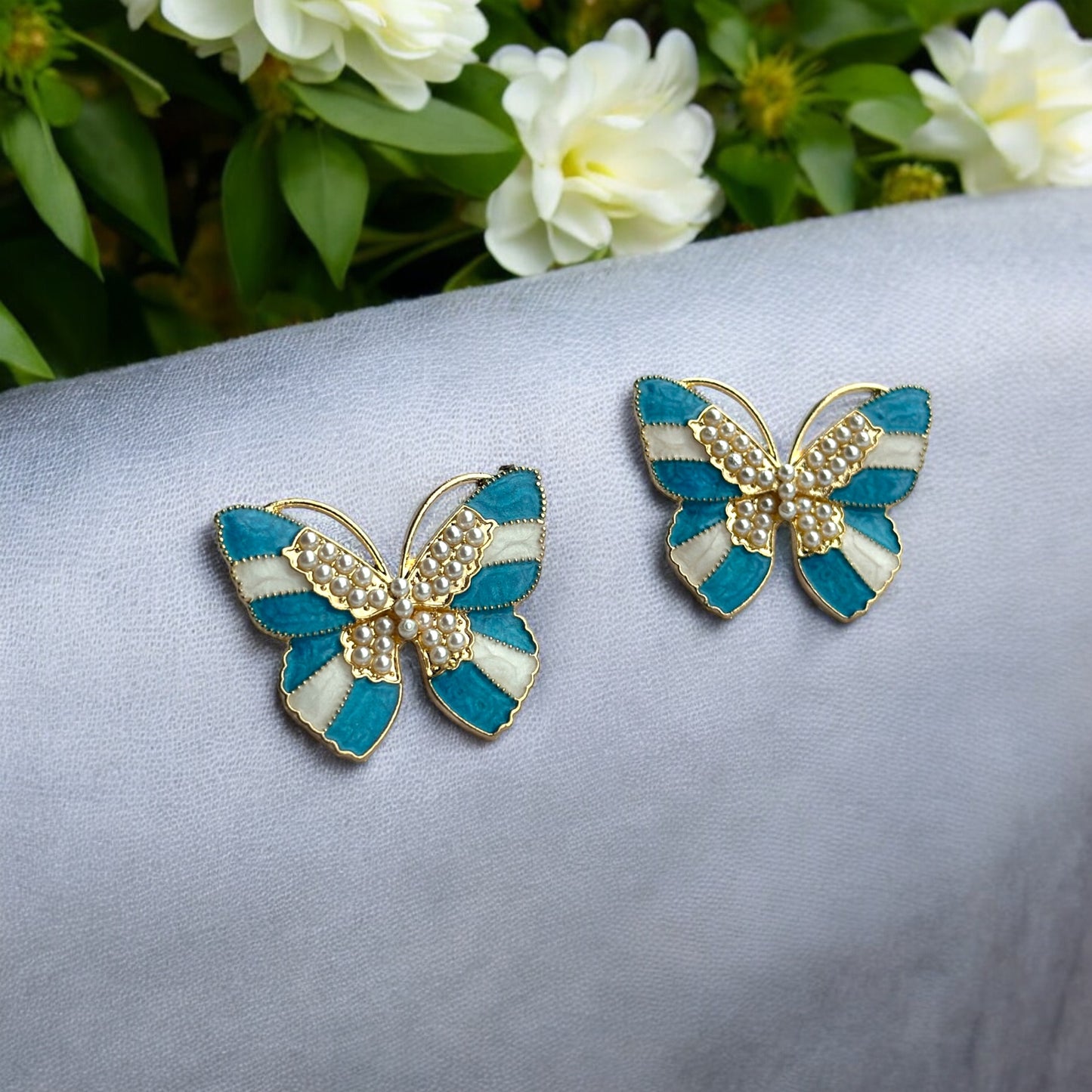 Random Colour Butterfly Stud Earring