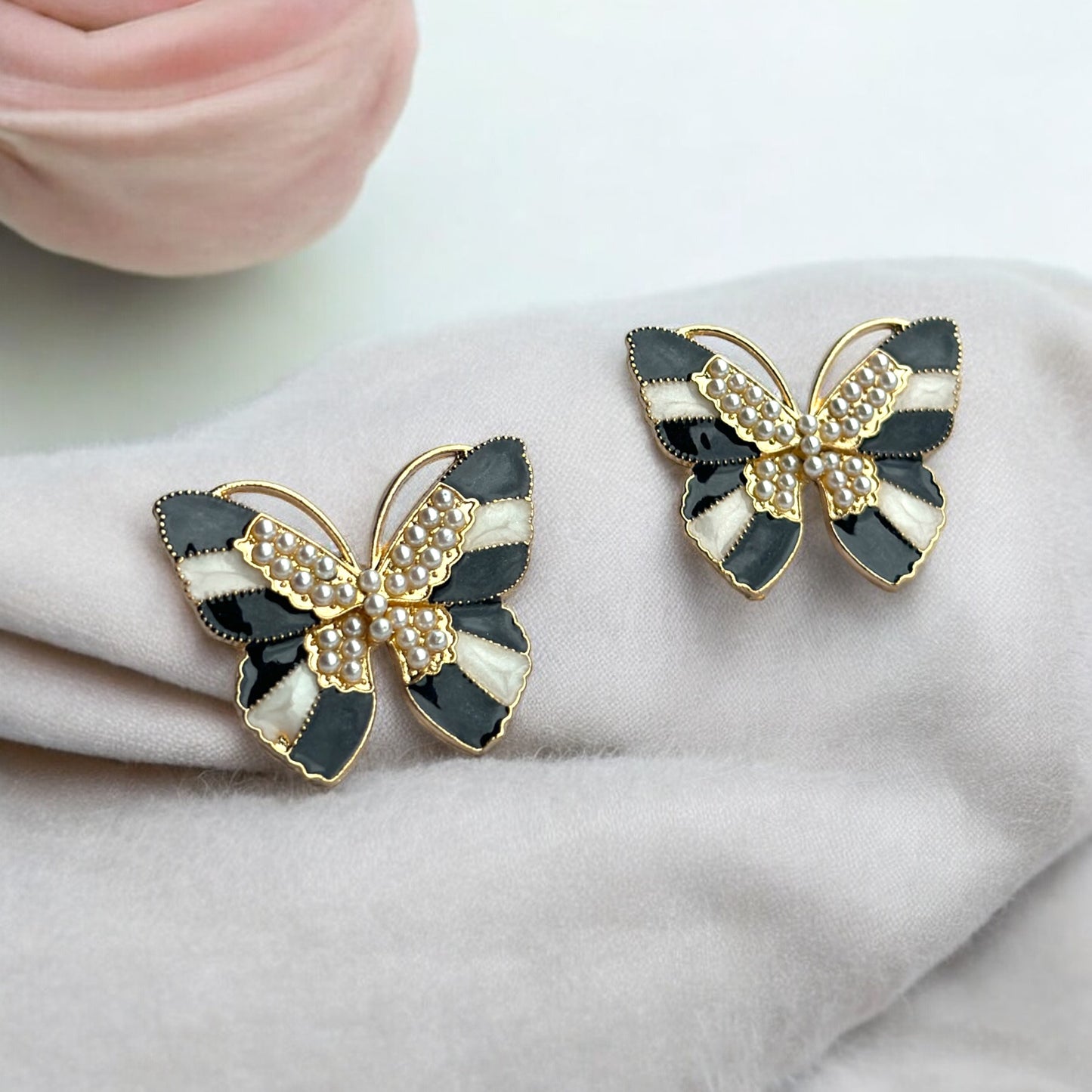 Random Colour Butterfly Stud Earring