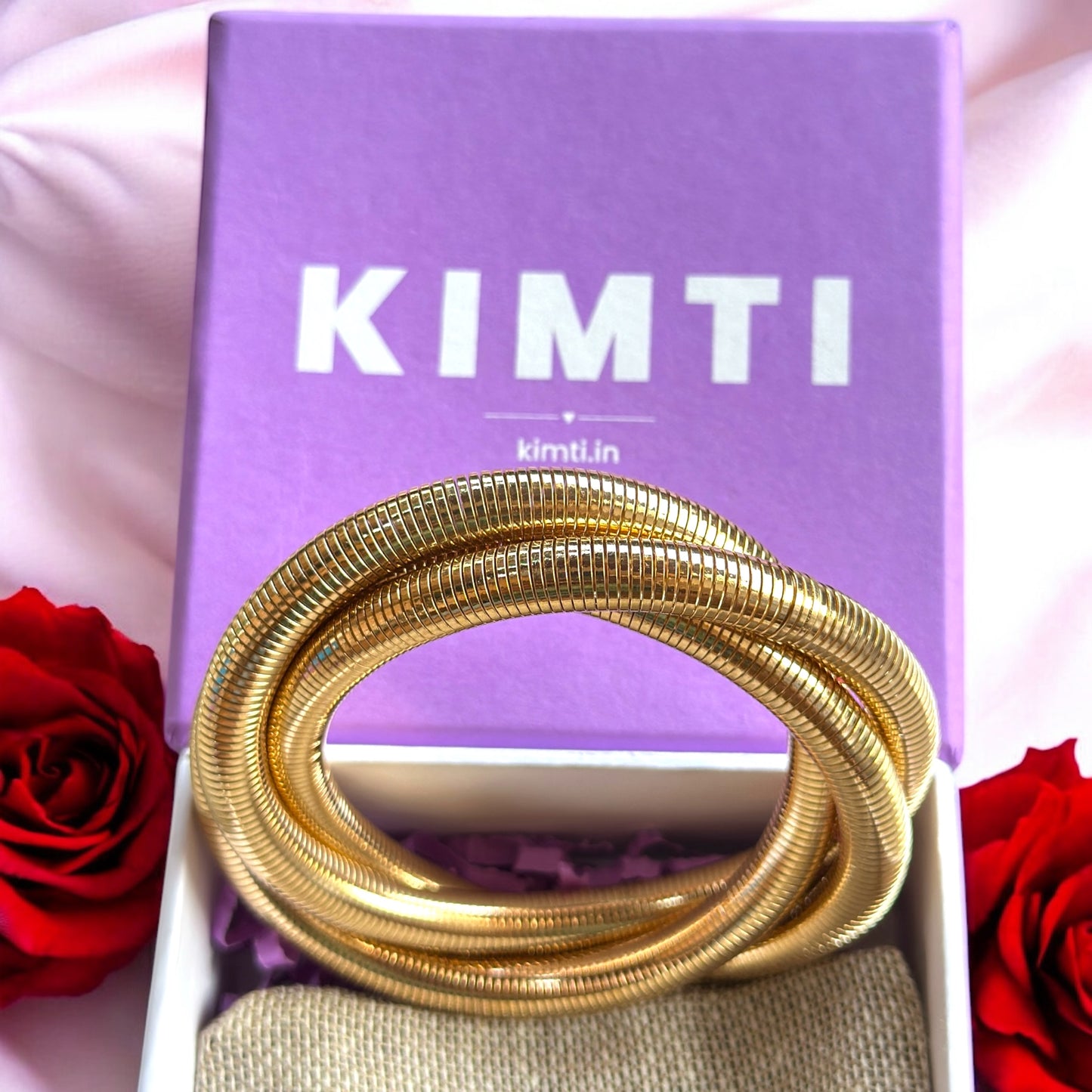 Stylish Bracelet with Gift Box (Gold)