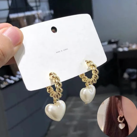 White Pearl Eardrop earrings