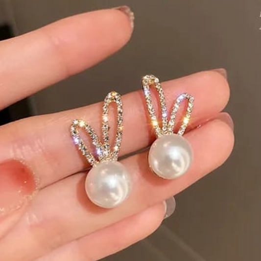 Pearl Bunny Silver Stud Earring