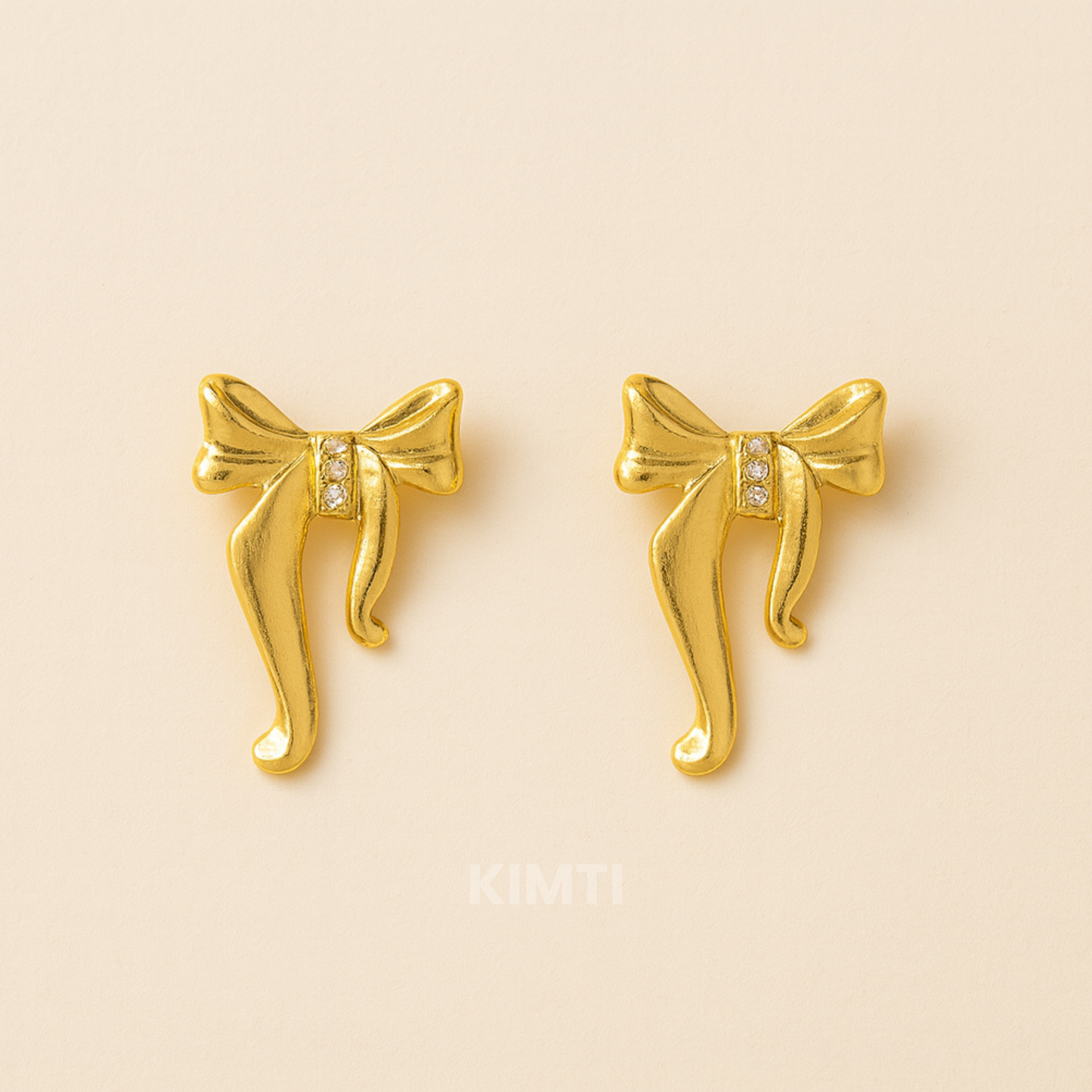 Bowtique Glow Earring