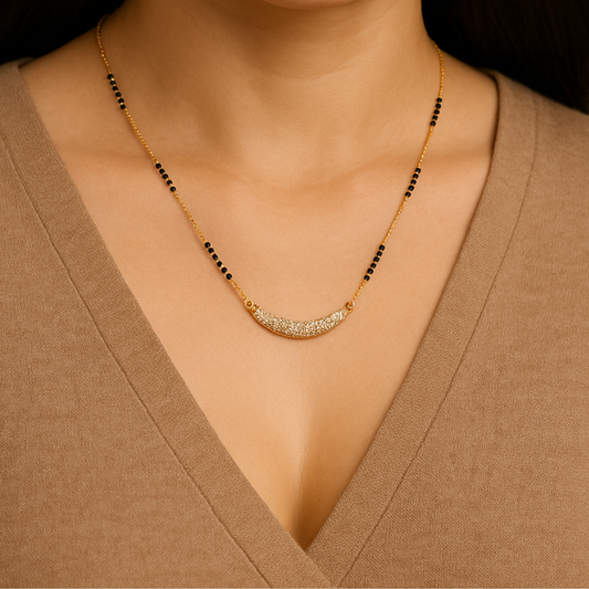 Elegant Diamond-Studded Mangalsutra