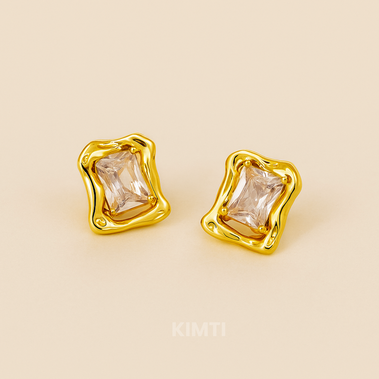 Liquid Gold Frame Studs Earring