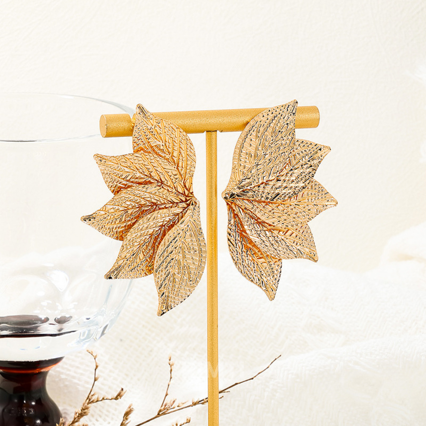 Leaf Charm Golden Earring