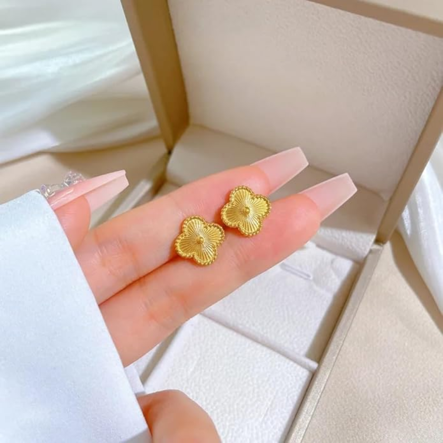 Golden Clover Floral Stud Earring
