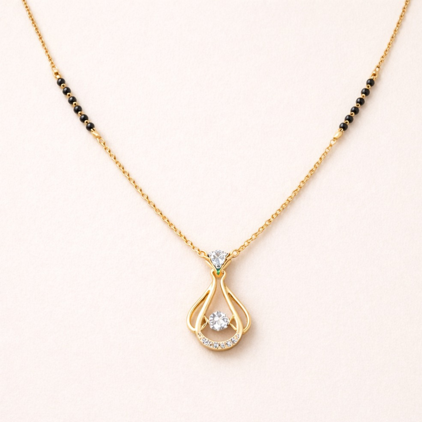 Ratna Fan Glow Mangalsutra