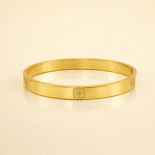 Men-18K Gold Plated Monarch Seal Bracelet