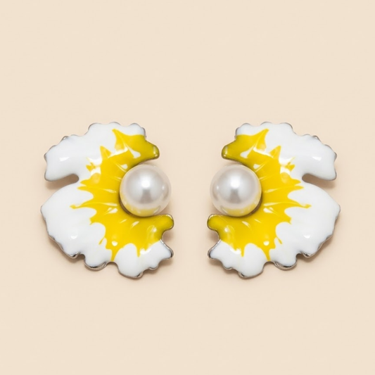 White Petal Sunshine Studs Earring