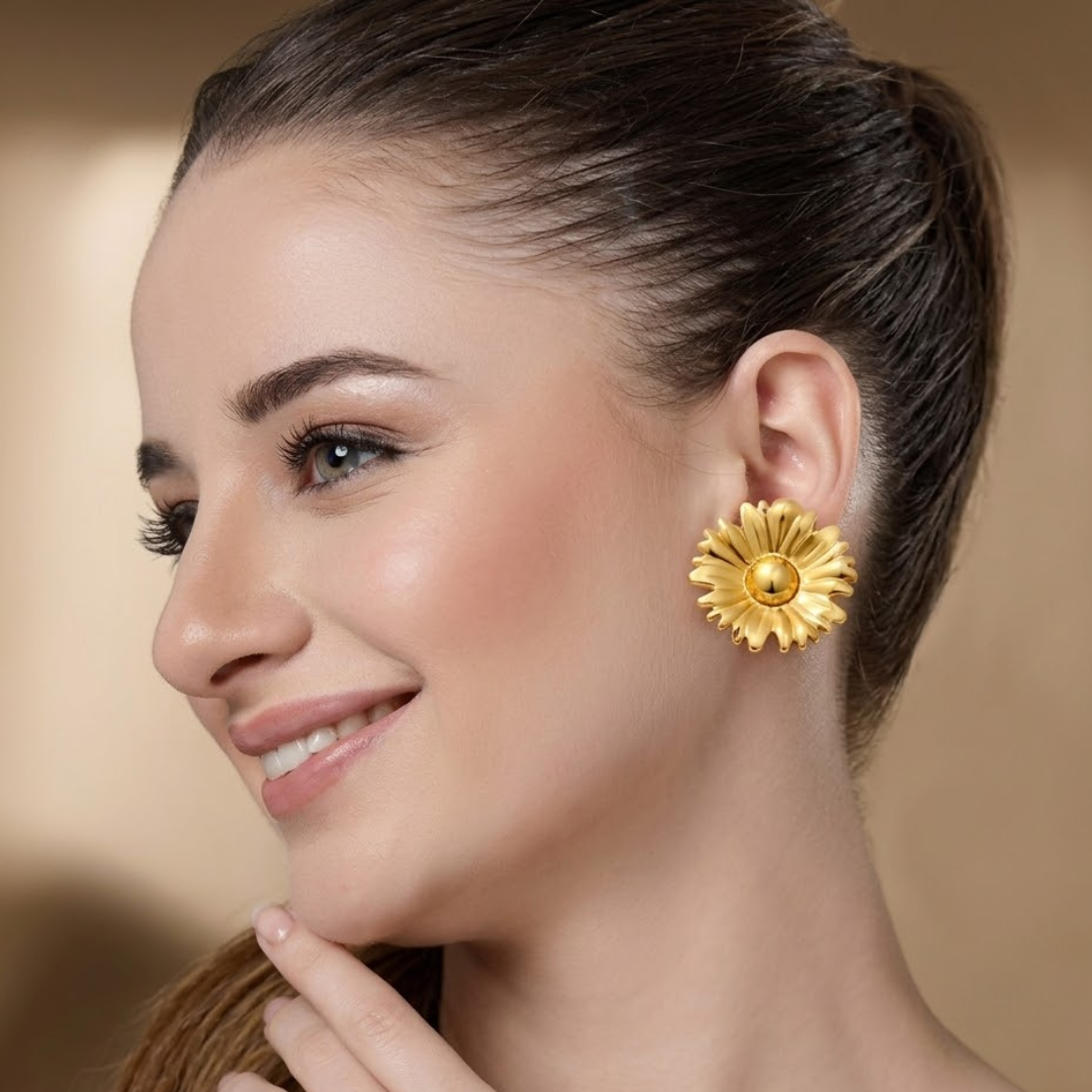 18K Gold Plated Éclat Daisy Stud Earring