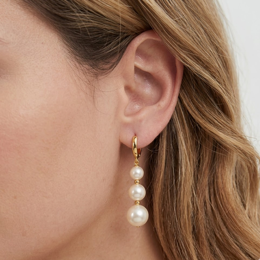 Shell Pearl Earrings