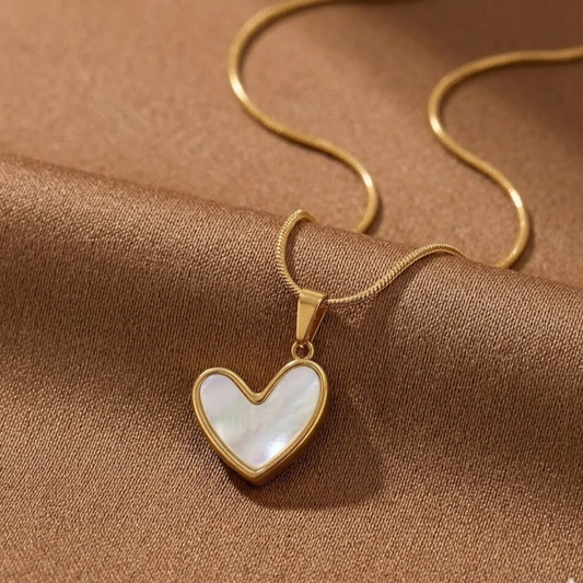 18K Gold Plated Pearl Heart Charm Necklace