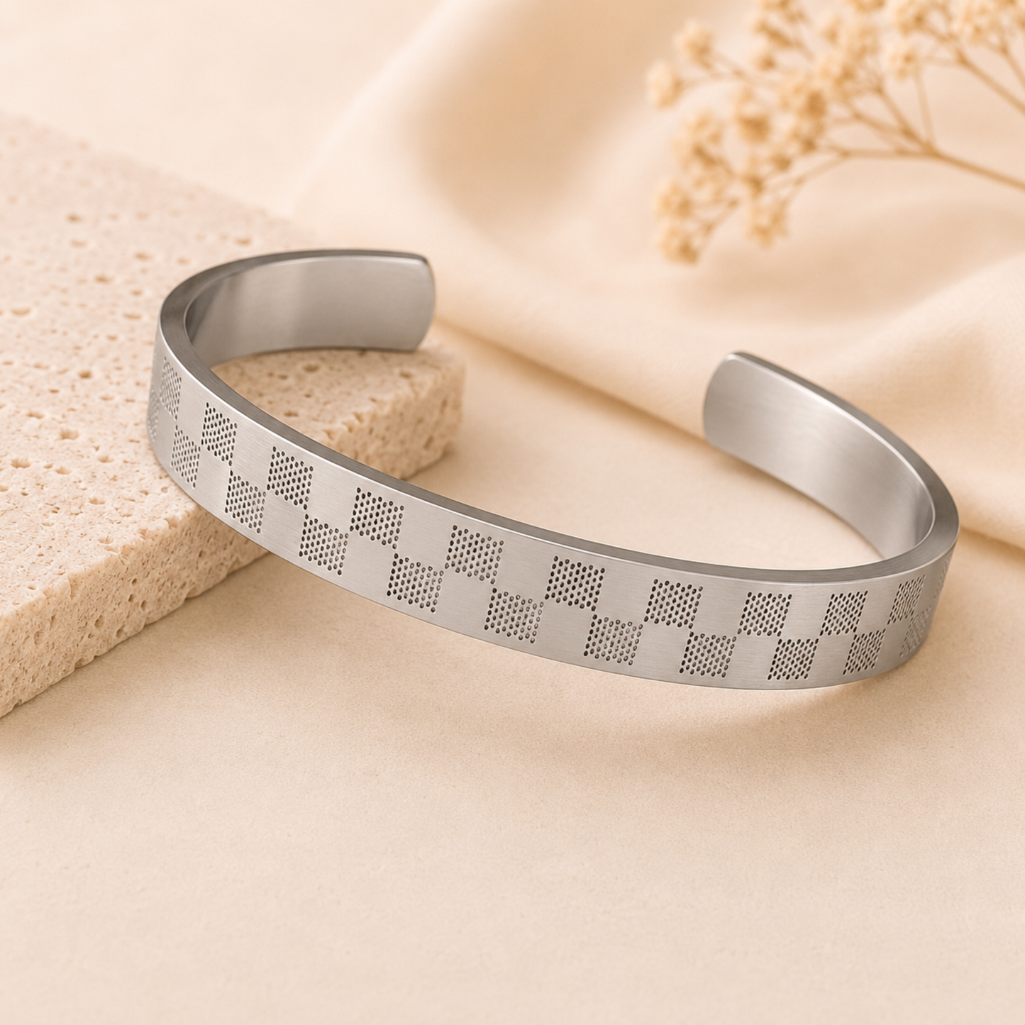 Men - Checker Pattern Open Cuff Bracelet