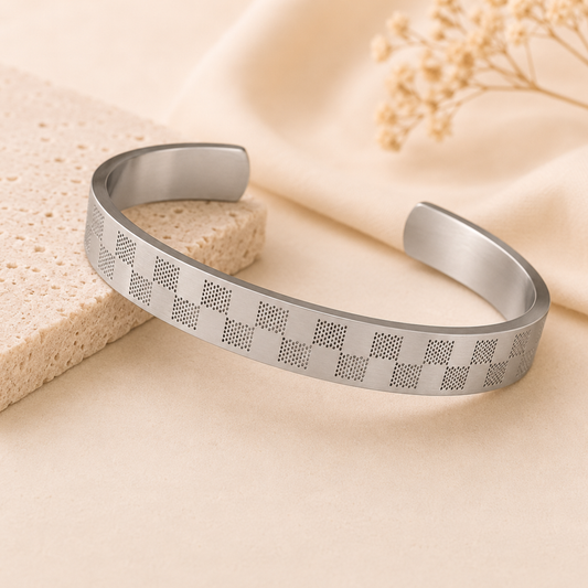 Men - Checker Pattern Open Cuff Bracelet