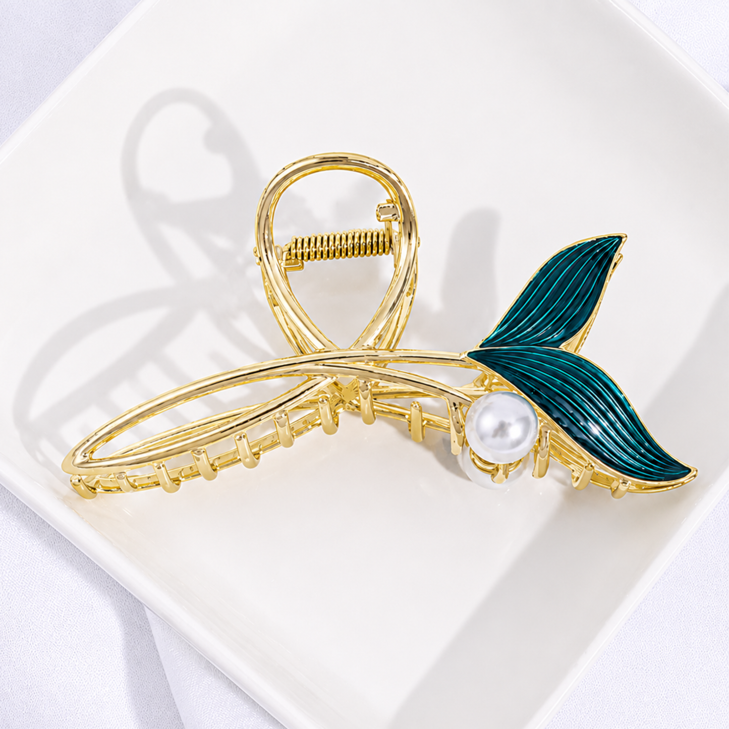 Pearl Leaf Hair Claw Clip
