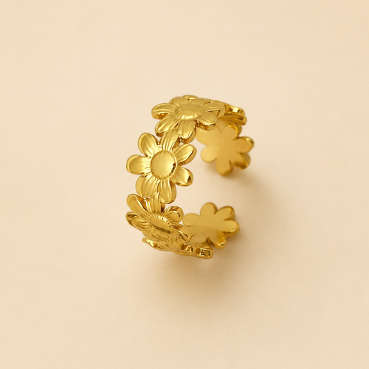 Golden Daisy Bloom Ring