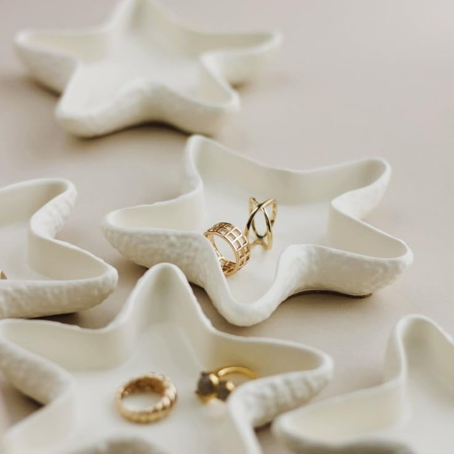 Luxury Ceramic Star Tray for Accessories Organization