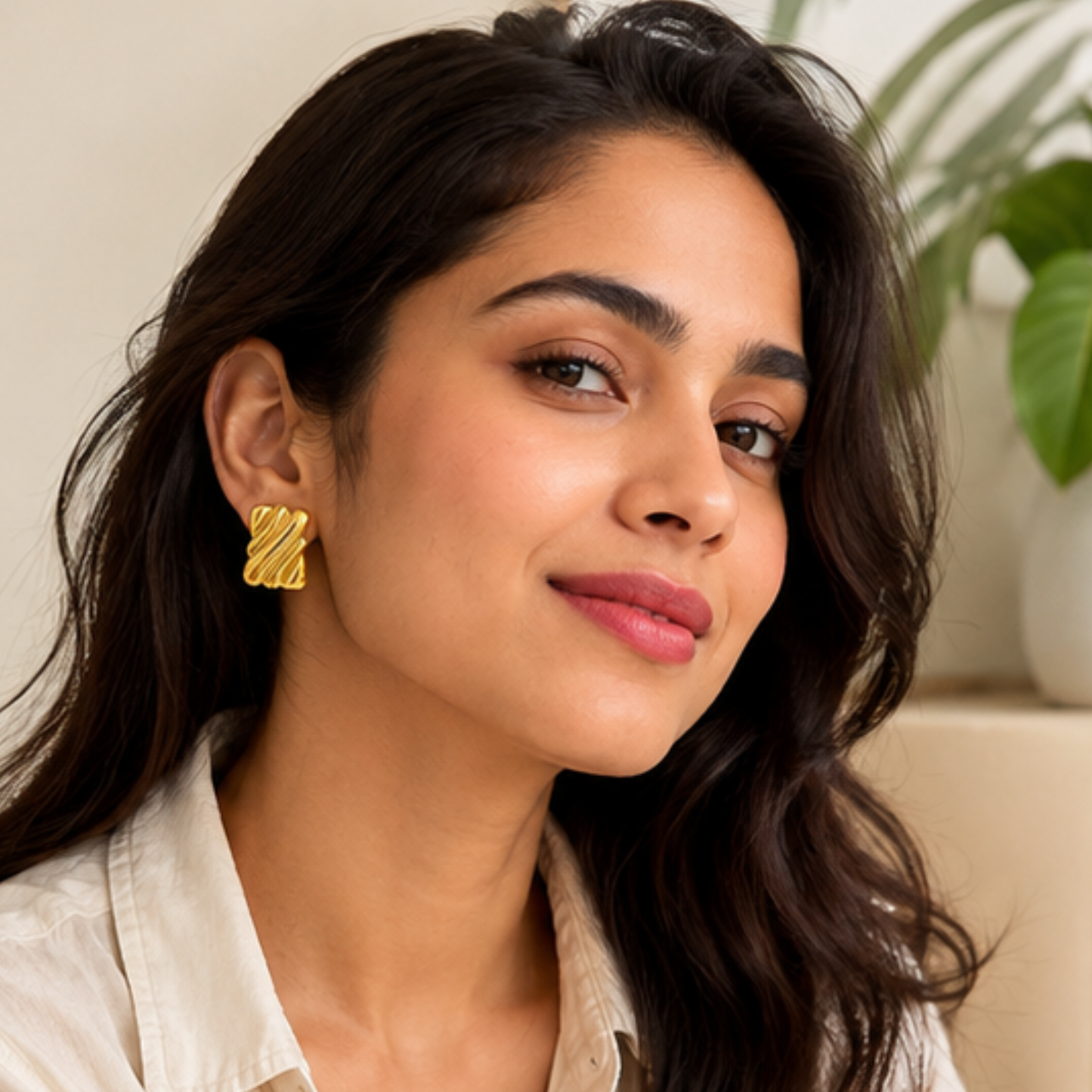 18K Gold Plated Wave Contemporary Studs Earrings