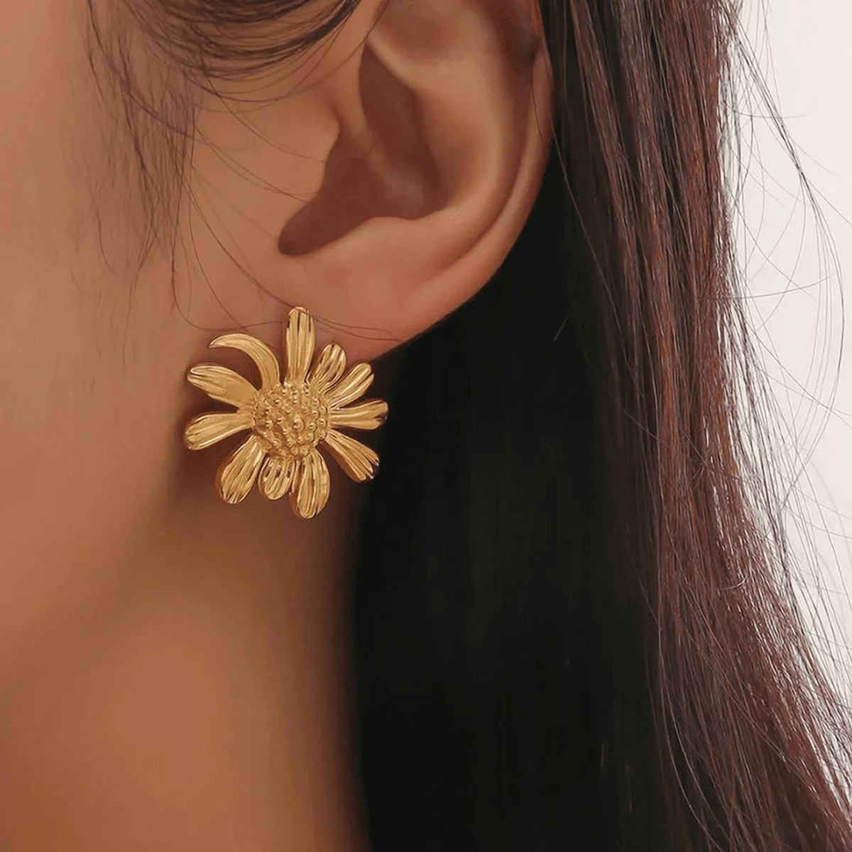 18k Gold Plated Pretty Flower Anti Tarnish Earring