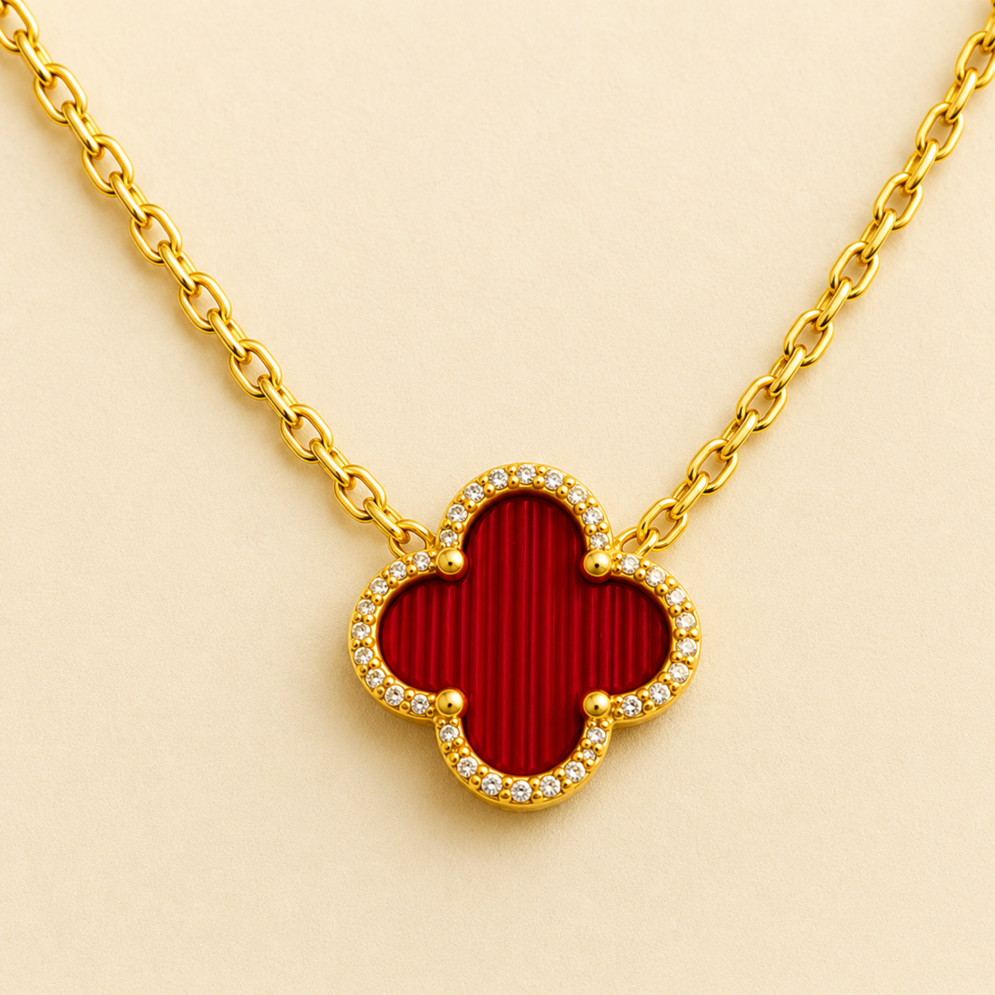 Red Pendant Clover Necklace