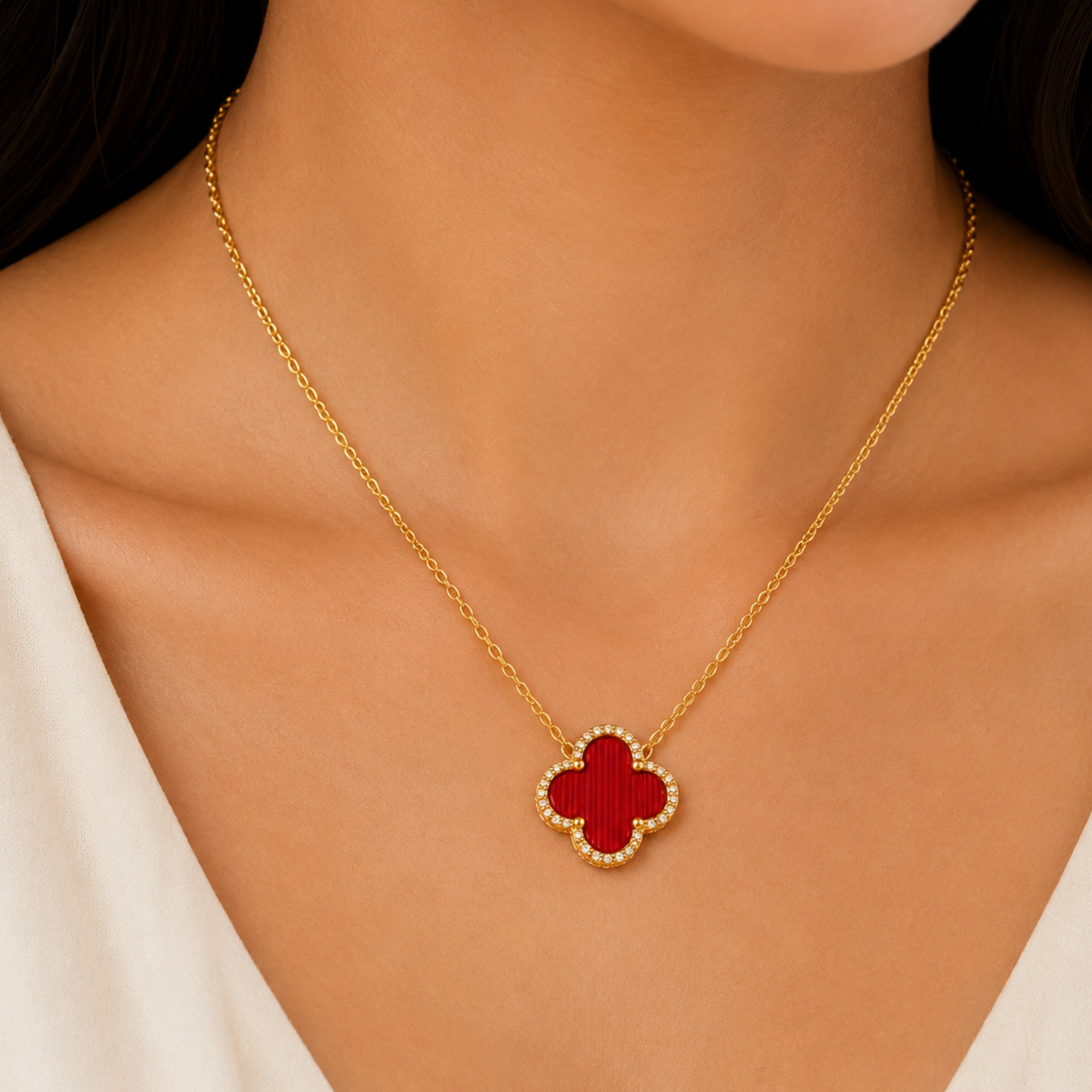 Red Pendant Clover Necklace